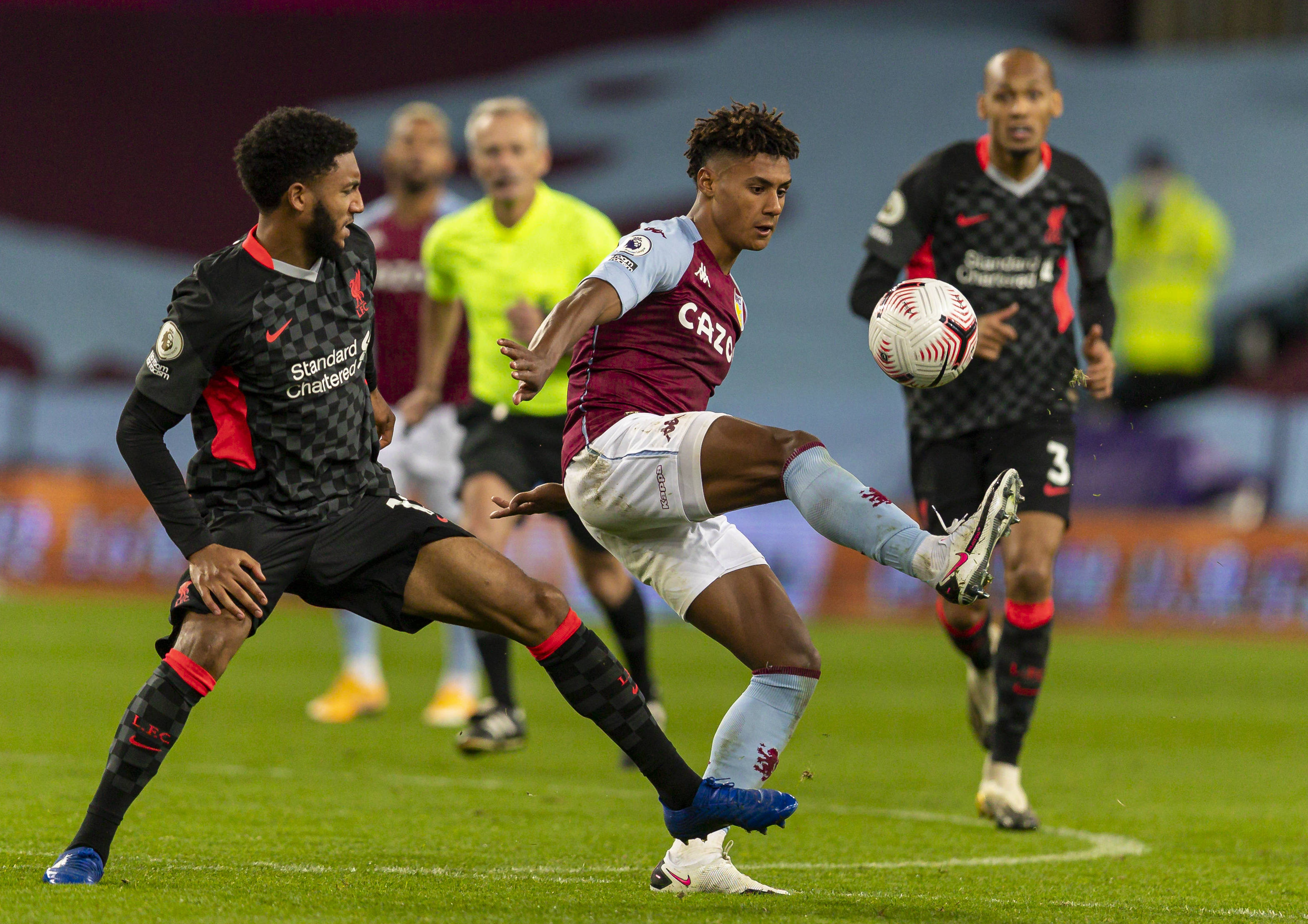 在球场外 在球场外