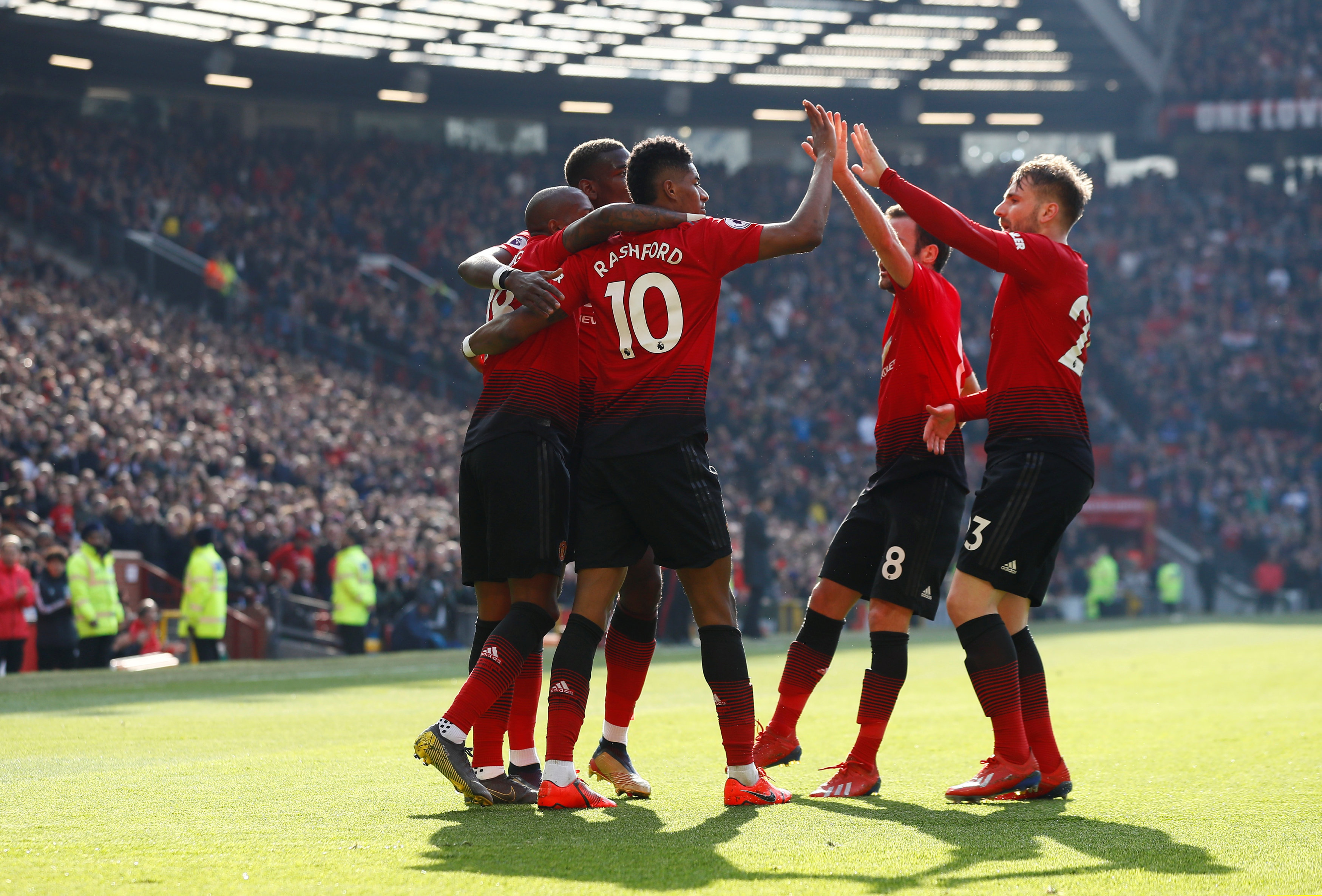 仅体现在球 仅体现在球